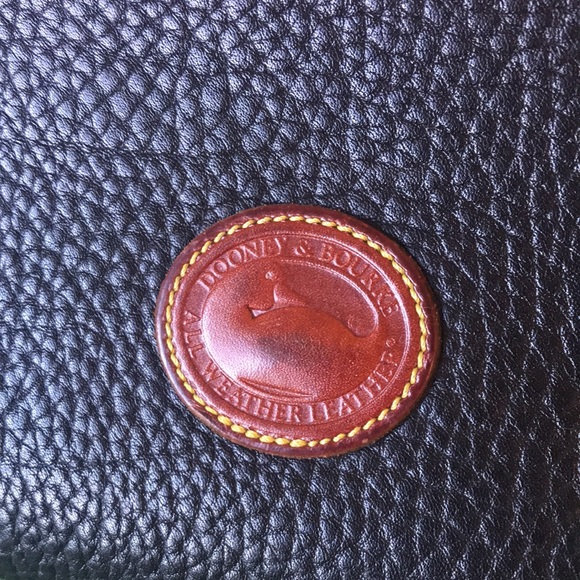 Dooney & Bourke Leather Purse; Made in the USA 🇺🇸 - Picture 2 of 7